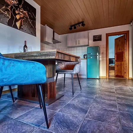 'loma', Im Schoenen Veischedetal ! アパート